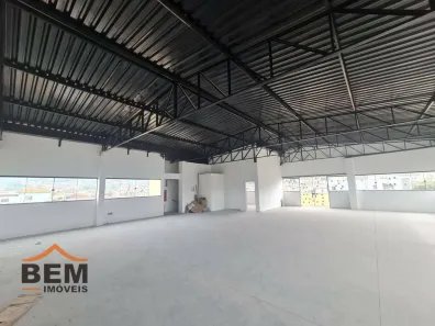 Conjunto Comercial / Sala para alugar, 270m² no Monte Alegre, Camboriú