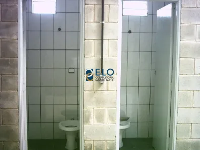 Galpão / Depósito / Armazém para venda ou aluguel, 240m² no Paquetá, Santos