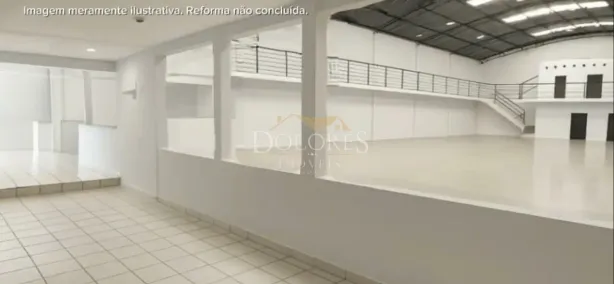 Galpão / Depósito / Armazém para venda ou aluguel, 700m² no Vila Júlia, Poá