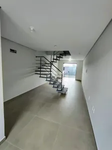 Sobrado com 2 Quartos à venda, 80m² no Vila Nova, Joinville