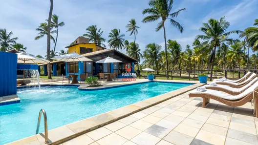 Casa de Condomínio com 5 Quartos para venda ou aluguel, 550m² no Busca Vida (Abrantes), Camaçari