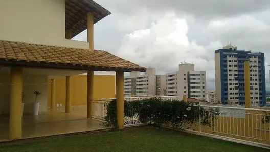 Casa de Condomínio com 4 Quartos à venda, 500m² no Candeias, Vitória da Conquista