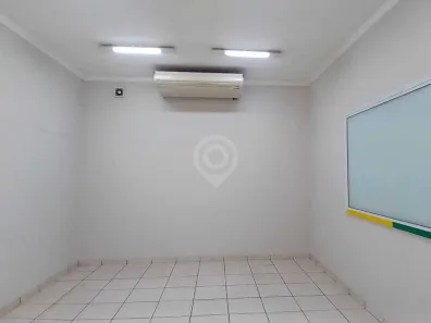 Conjunto Comercial / Sala para alugar, 185m² no Centro, Itatiba