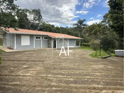 Fazenda / Sítio / Chácara com 3 Quartos à venda, 240m² no Porta do Sol, Mairinque