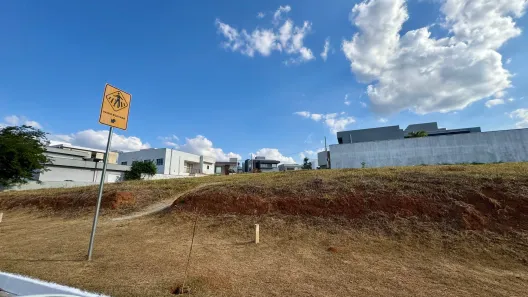 Terreno / Lote / Condomínio à venda, 400m² no Gran Park, Vespasiano