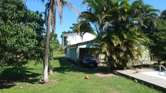 Fazenda / Sítio / Chácara com 5 Quartos à venda, 300m² no Citrolândia, Guapimirim
