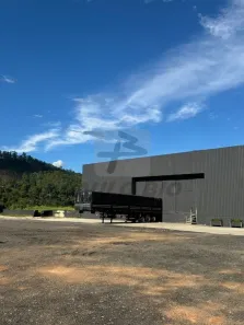 Galpão / Depósito / Armazém para alugar, 1500m² no , Araçariguama