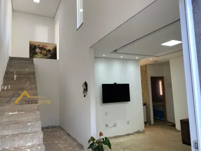 Sobrado com 3 Quartos à venda, 200m² no Residencial Recanto das Emas, Goiânia