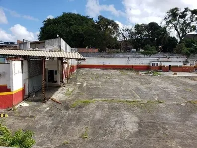 Garagem à venda, 6000m² no Pernambués, Salvador