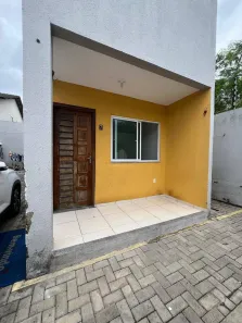 Casa de Condomínio com 2 Quartos para alugar, 65m² no Parque Leblon, Caucaia