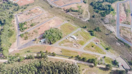 Terreno / Lote / Condomínio à venda, 280m² no Caraguata, Campina Grande do Sul