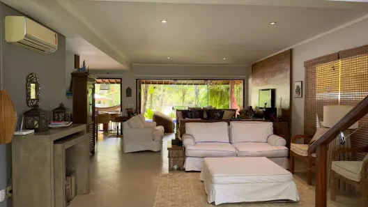 Casa de Condomínio com 4 Quartos à venda, 270m² no Arraial D'Ajuda, Porto Seguro