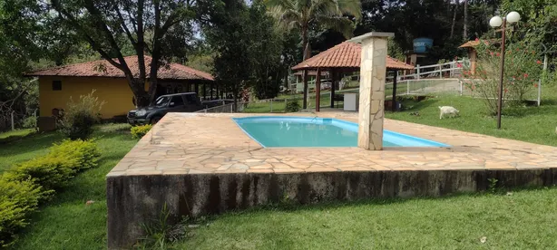 Fazenda / Sítio / Chácara com 3 Quartos à venda, 8500m² no Centro, Florestal