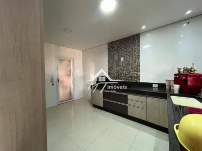 Casa com 3 Quartos à venda, 170m² no Jardim Macarenko, Sumaré