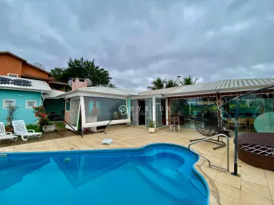 Casa de Condomínio com 4 Quartos para venda ou aluguel, 450m² no Almeida Prado, Igaratá