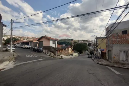 Casa com 3 Quartos para alugar, 150m² no Vila Santa Filomena, Bragança Paulista