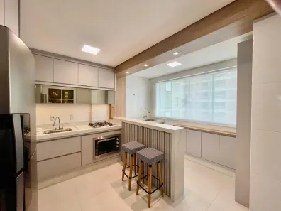 Apartamento com 3 Quartos à venda, 113m² no Meia Praia, Itapema
