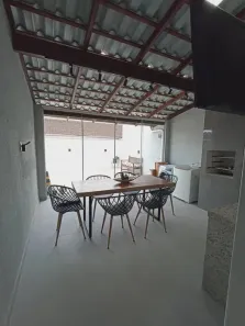 Sobrado com 2 Quartos à venda, 100m² no Santo Antônio, Balneário Piçarras