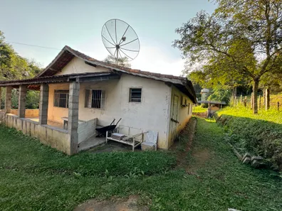 Fazenda / Sítio / Chácara com 3 Quartos à venda, 6000m² no Sorocabucu, Ibiúna
