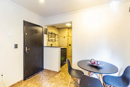 Apartamento com 1 Quarto para alugar, 27m² no Bigorrilho, Curitiba