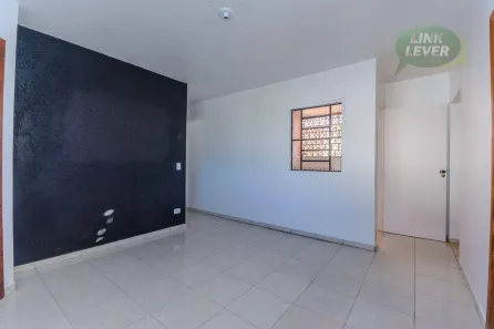 Casa com 3 Quartos para alugar, 60m² no Roça Grande, Colombo