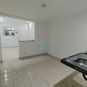 Casa com 2 Quartos para alugar, 55m² no Vila Dirce, Carapicuíba