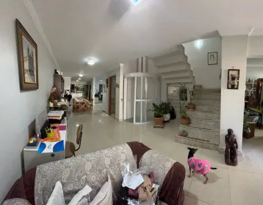 Casa com 4 Quartos à venda, 200m² no Núcleo Bandeirante, Brasília