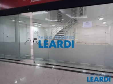 Loja / Salão / Ponto Comercial à venda, 145m² no Alphaville, Santana de Parnaíba