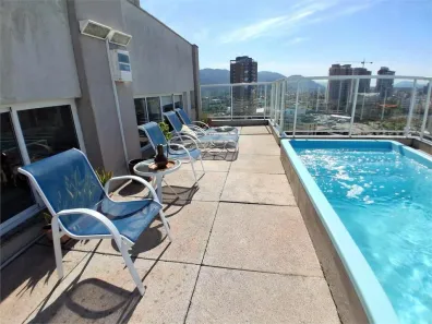 Cobertura com 3 Quartos para venda ou aluguel, 235m² no Enseada, Guarujá
