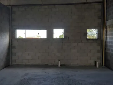 Loja / Salão / Ponto Comercial com 1 Quarto para alugar, 240m² no SIM, Feira de Santana