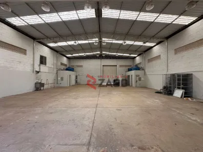 Galpão / Depósito / Armazém à venda, 326m² no Jardim Maracanã, Uberaba