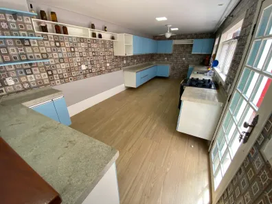 Casa de Condomínio com 5 Quartos para venda ou aluguel, 670m² no Chácara Santa Lúcia dos Ypes, Carapicuíba