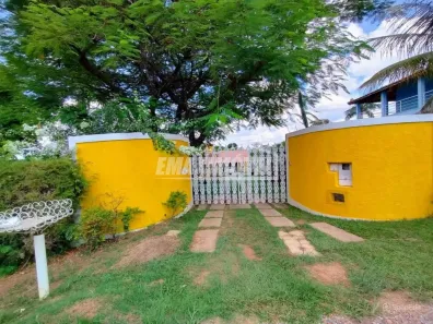 Fazenda / Sítio / Chácara com 3 Quartos para alugar, 370m² no Jardim Colonial I, Araçoiaba da Serra