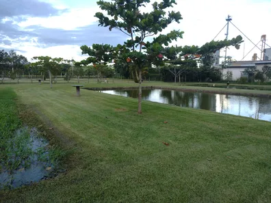 Loja / Salão / Ponto Comercial à venda, 9900m² no Centro, Guaratinguetá