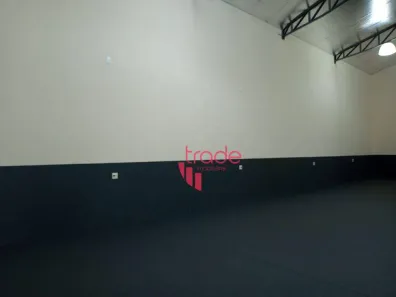 Loja / Salão / Ponto Comercial à venda, 440m² no , Cravinhos