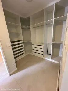 Casa de Condomínio com 5 Quartos para alugar, 400m² no Alphaville (Abrantes), Camaçari