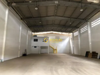 Galpão / Depósito / Armazém para alugar, 530m² no Maracujá, Escada