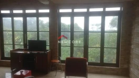 Loja / Salão / Ponto Comercial com 8 Quartos à venda, 201m² no Parque Itararé, Embu-Guaçu