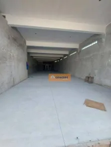 Loja / Salão / Ponto Comercial para alugar, 200m² no Jardim Ivonete, Poá