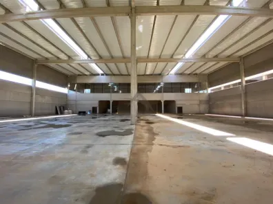 Galpão / Depósito / Armazém para venda ou aluguel, 1239m² no Cascata, Paulínia