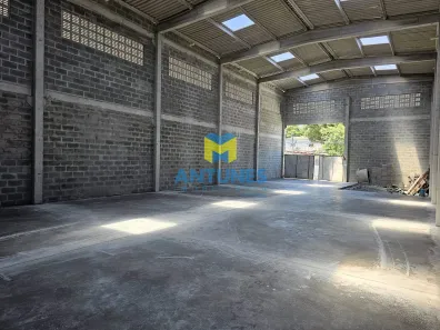 Galpão / Depósito / Armazém para alugar, 350m² no Jordão, Recife