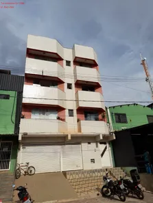 Prédio Inteiro com 2 Quartos à venda, 530m² no Samambaia Sul, Brasília