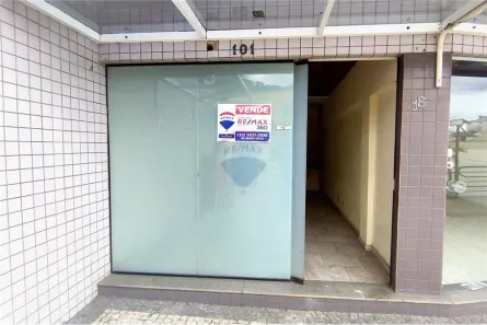 Loja / Salão / Ponto Comercial à venda, 40m² no Cascatinha, Juiz de Fora