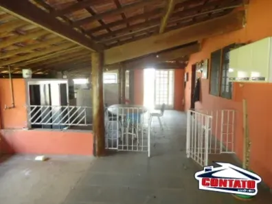 Fazenda / Sítio / Chácara com 3 Quartos para alugar, 600m² no Jardim Jockey Clube, São Carlos