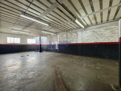 Galpão / Depósito / Armazém para alugar, 550m² no Jardim das Laranjeiras, Bragança Paulista