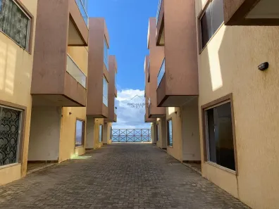 Casa de Vila com 3 Quartos à venda, 180m² no Ipitanga, Lauro de Freitas