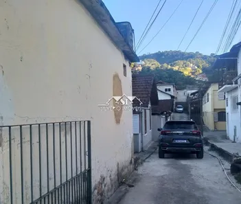 Loja / Salão / Ponto Comercial com 2 Quartos à venda, 32m² no Mosela, Petrópolis