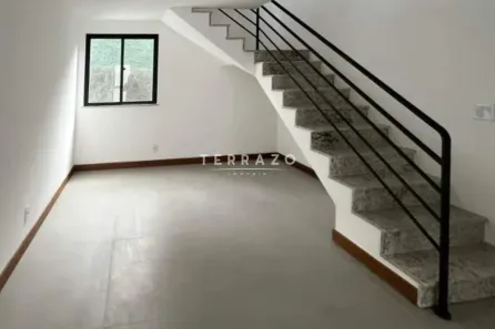 Cobertura com 3 Quartos para alugar, 156m² no Bom Retiro, Teresópolis