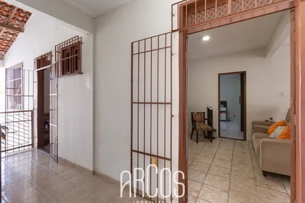 Sobrado com 3 Quartos à venda, 215m² no Farolândia, Aracaju