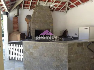 Fazenda / Sítio / Chácara com 5 Quartos à venda, 900m² no Rio Abaixo, Jacareí